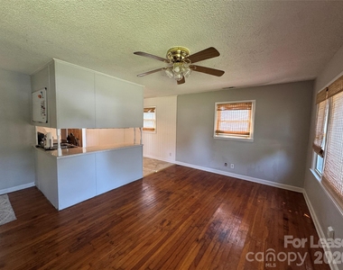 805 Furman Street - Photo Thumbnail 1