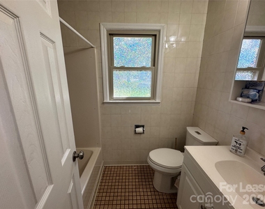 805 Furman Street - Photo Thumbnail 12
