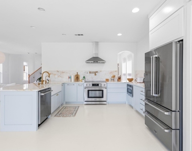 16012 Alvarado Drive - Photo Thumbnail 2