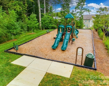 1093 Chicory Trace - Photo Thumbnail 34