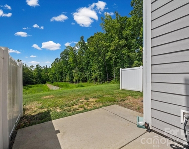 1093 Chicory Trace - Photo Thumbnail 23