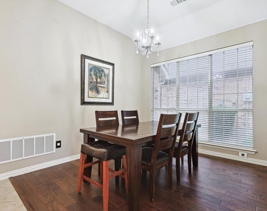 1000 Noble Avenue - Photo Thumbnail 3