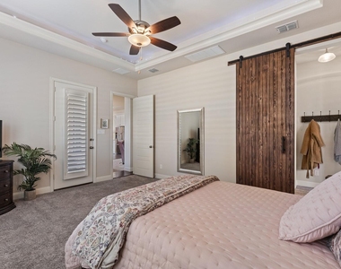 809 Dusty Trail - Photo Thumbnail 10