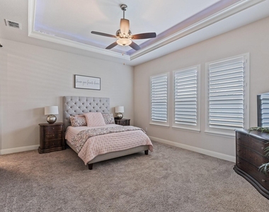 809 Dusty Trail - Photo Thumbnail 9