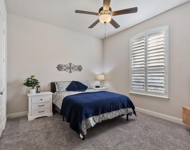 809 Dusty Trail - Photo Thumbnail 15