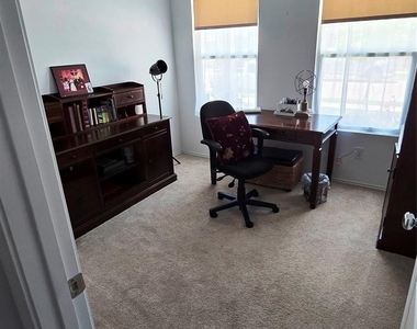 5815 Rock Maple Drive - Photo Thumbnail 12