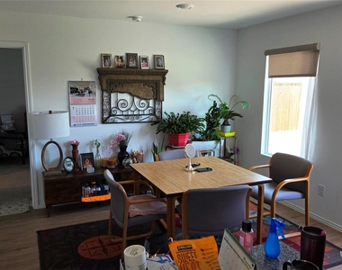 5815 Rock Maple Drive - Photo Thumbnail 4