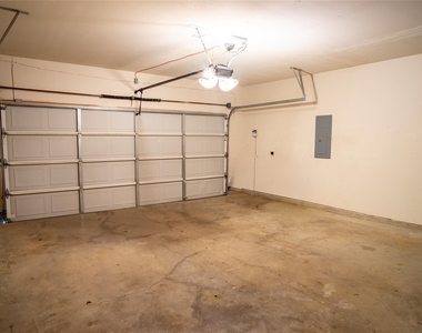 6100 Horse Trap Drive - Photo Thumbnail 21