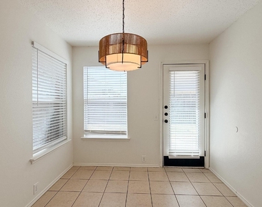 8516 Auburn Drive - Photo Thumbnail 13