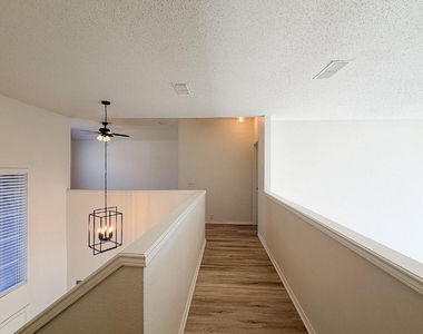 8516 Auburn Drive - Photo Thumbnail 28