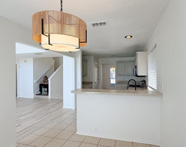 8516 Auburn Drive - Photo Thumbnail 15