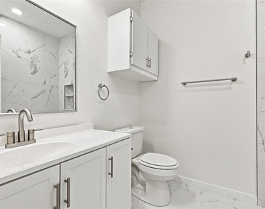 5715 Smiley Road - Photo Thumbnail 14