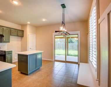 1109 Central Village Drive - Photo Thumbnail 19