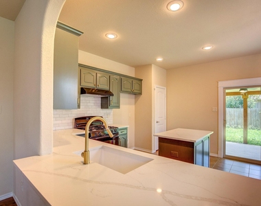 1109 Central Village Drive - Photo Thumbnail 12