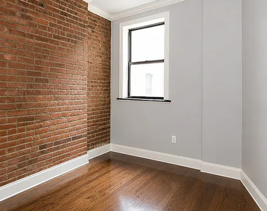 72 West 108th Street - Photo Thumbnail 1
