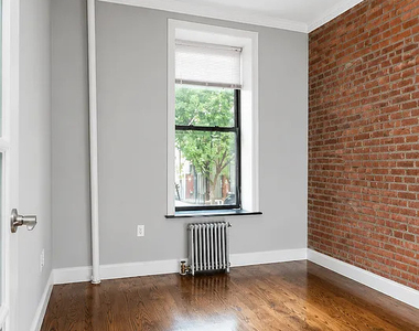 72 West 108th Street - Photo Thumbnail 3