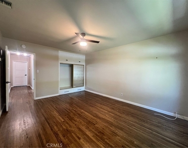470 Walnut - Photo Thumbnail 5