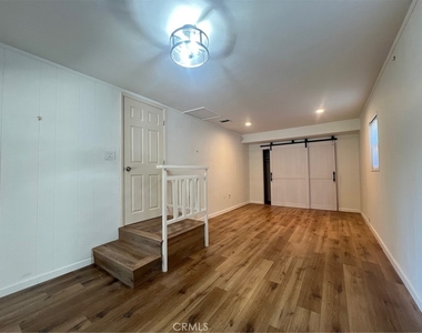 470 Walnut - Photo Thumbnail 10
