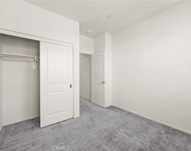 1820 Julie Drive - Photo Thumbnail 4