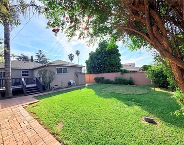 15459 Three Palms - Photo Thumbnail 2