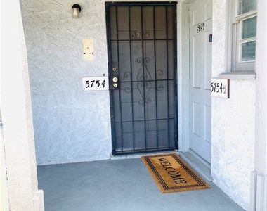 5754 Vineland Avenue - Photo Thumbnail 22