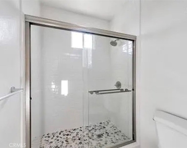 5200 Premiere Hills Circle - Photo Thumbnail 13