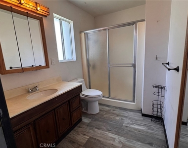 1108 W Las Palmas - Photo Thumbnail 9