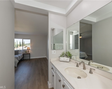 980 S Loyola - Photo Thumbnail 28