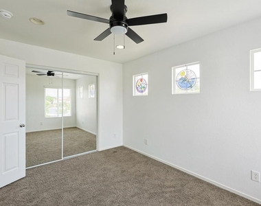 1151 Lassen Peak Place - Photo Thumbnail 40