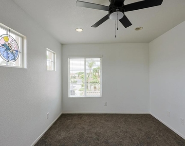 1151 Lassen Peak Place - Photo Thumbnail 39