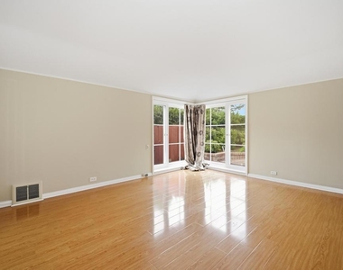 568 Los Arboles Lane - Photo Thumbnail 16