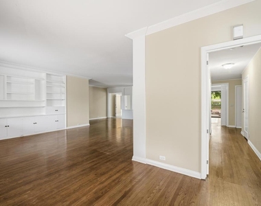 568 Los Arboles Lane - Photo Thumbnail 6