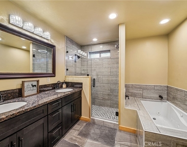 933 Spruce - Photo Thumbnail 70