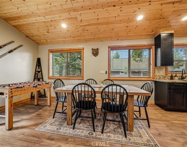 933 Spruce - Photo Thumbnail 41