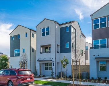 2472 E Stanley Paseo - Photo Thumbnail 26