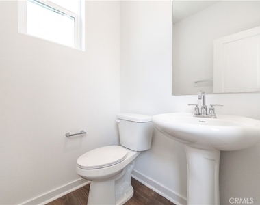 2472 E Stanley Paseo - Photo Thumbnail 19
