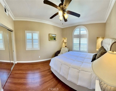 26465 La Traviata - Photo Thumbnail 23