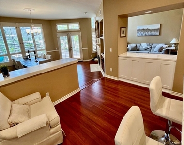 26465 La Traviata - Photo Thumbnail 14