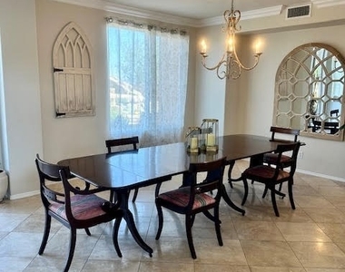 1583 Twin Oaks Circle - Photo Thumbnail 14