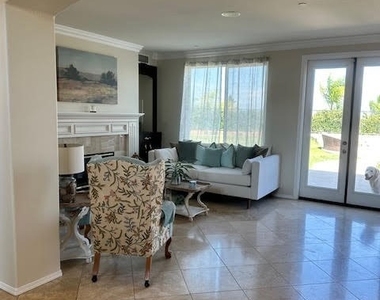 1583 Twin Oaks Circle - Photo Thumbnail 12