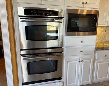 1583 Twin Oaks Circle - Photo Thumbnail 26