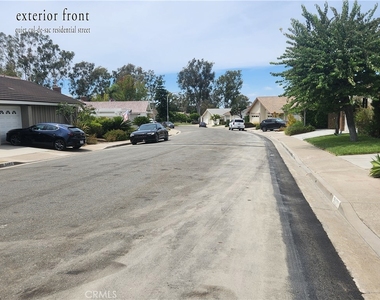 5022 Paseo Dali - Photo Thumbnail 1