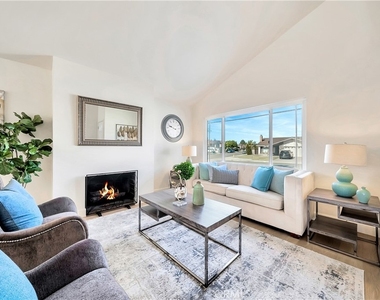 3482 Almond Street - Photo Thumbnail 5