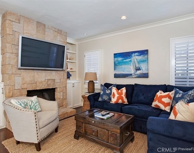441 Carnation Avenue - Photo Thumbnail 8