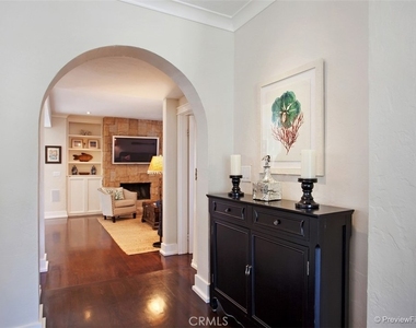 441 Carnation Avenue - Photo Thumbnail 6