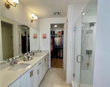 1211 Winslow Drive - Photo Thumbnail 10