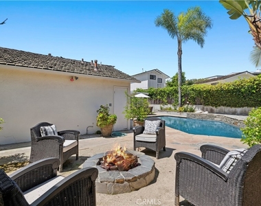 540 De Anza Drive - Photo Thumbnail 16