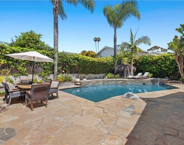 540 De Anza Drive - Photo Thumbnail 14