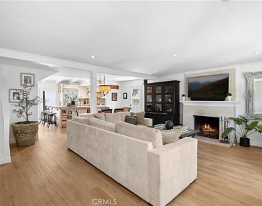 540 De Anza Drive - Photo Thumbnail 4
