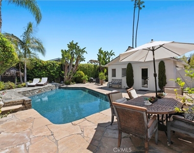 540 De Anza Drive - Photo Thumbnail 17